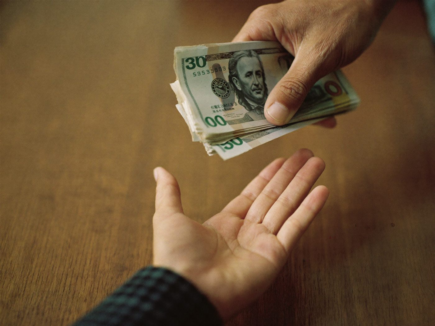 Entrega de dinero en efectivo